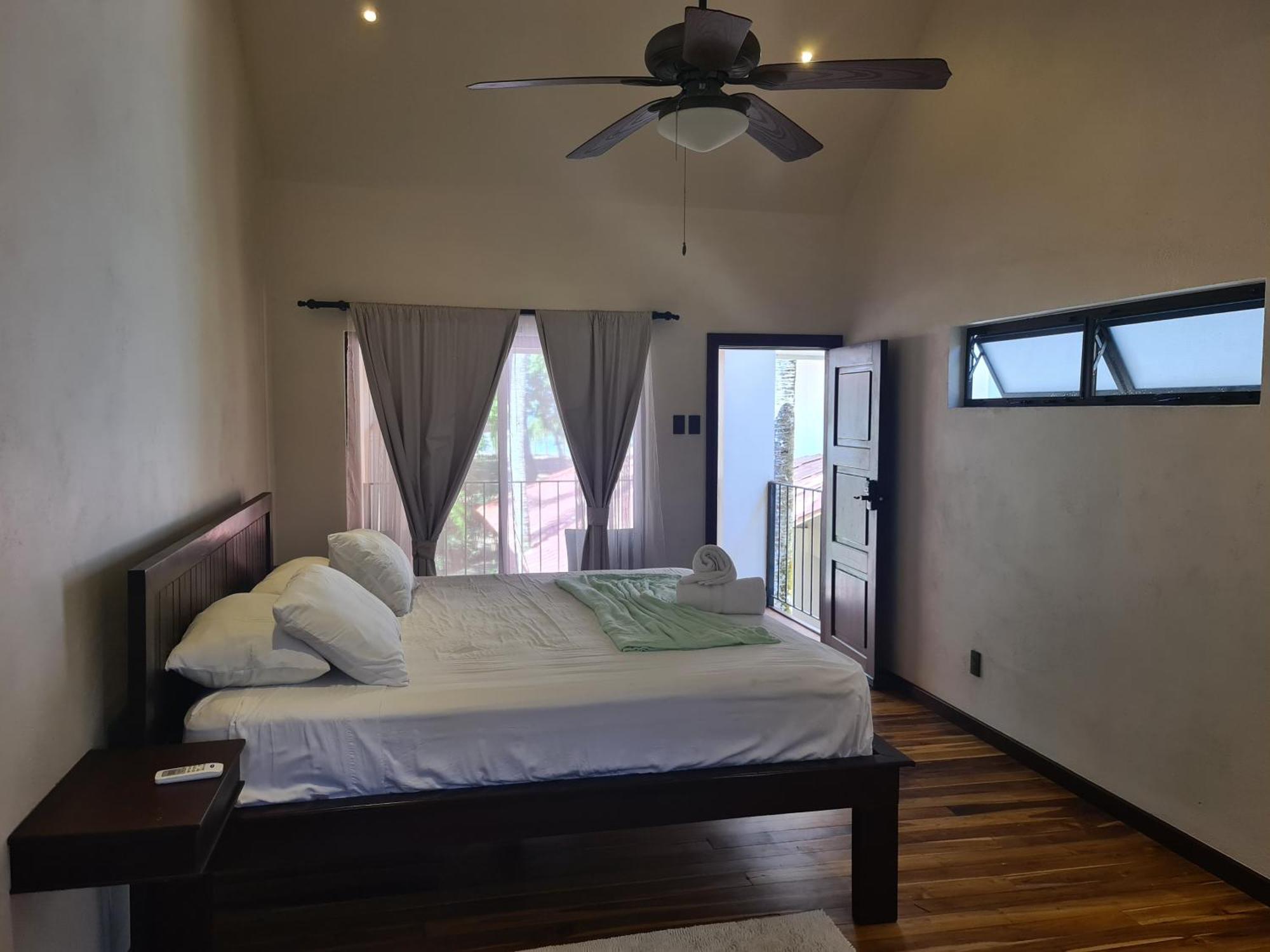 Hona Beach Hotel Dominical Habitación foto
