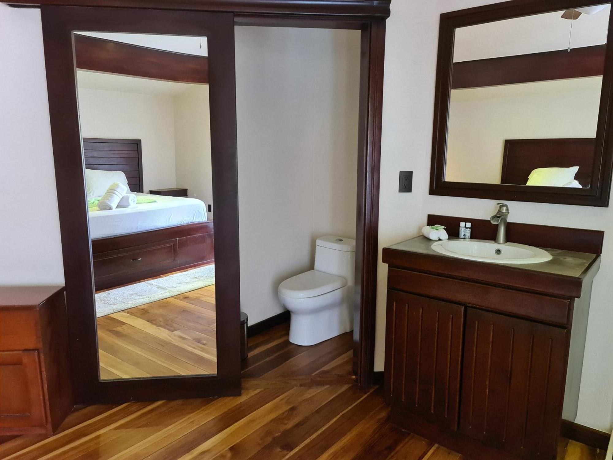 Hona Beach Hotel Dominical Habitación foto
